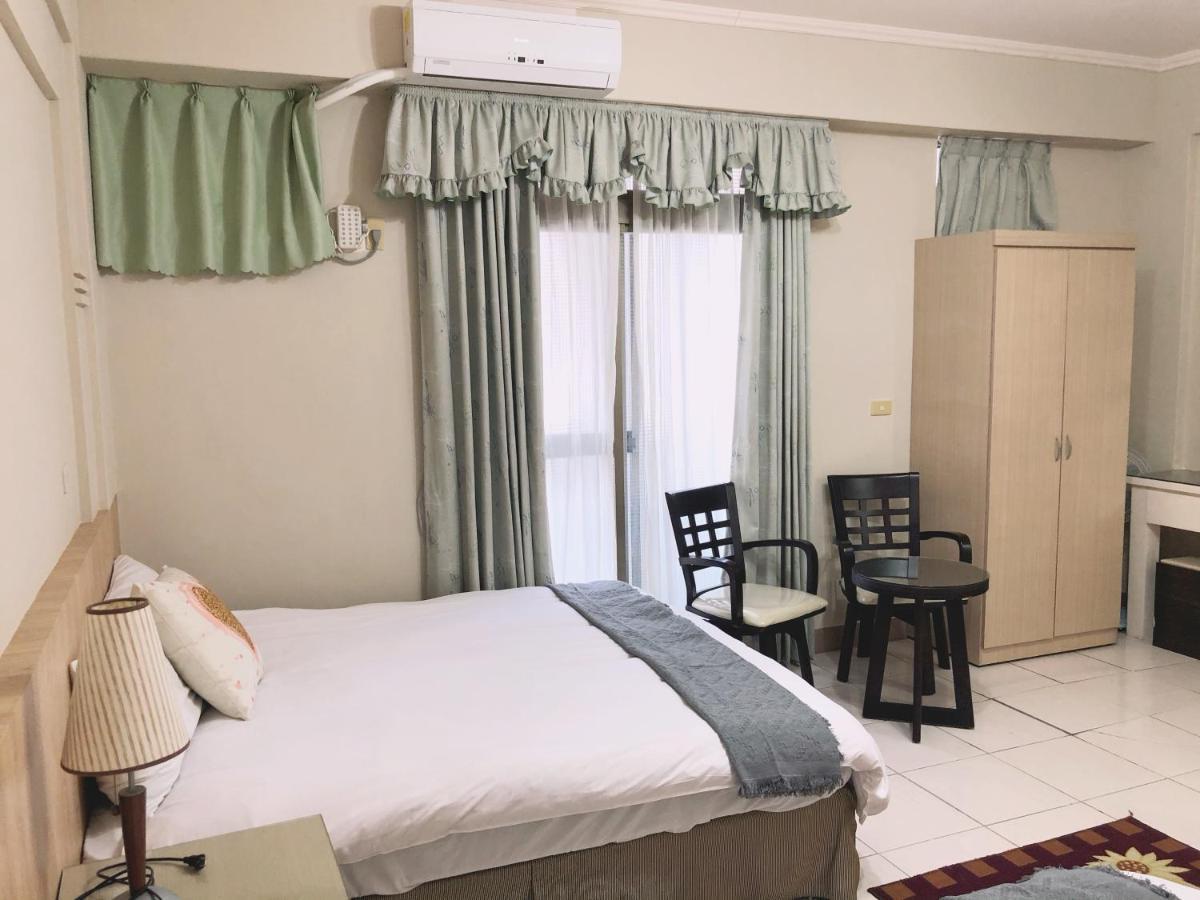 Xin Homestay Luodong Exteriör bild