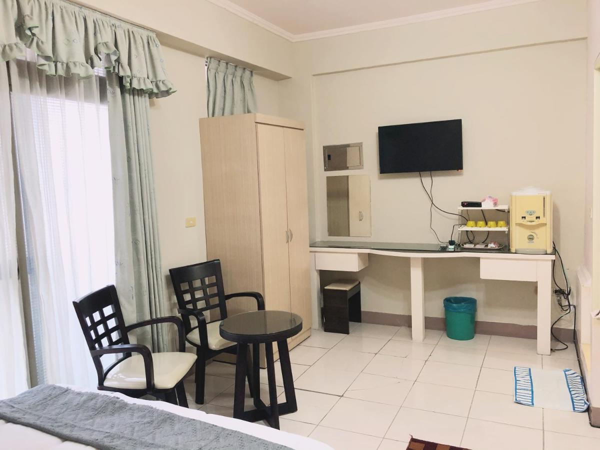 Xin Homestay Luodong Exteriör bild
