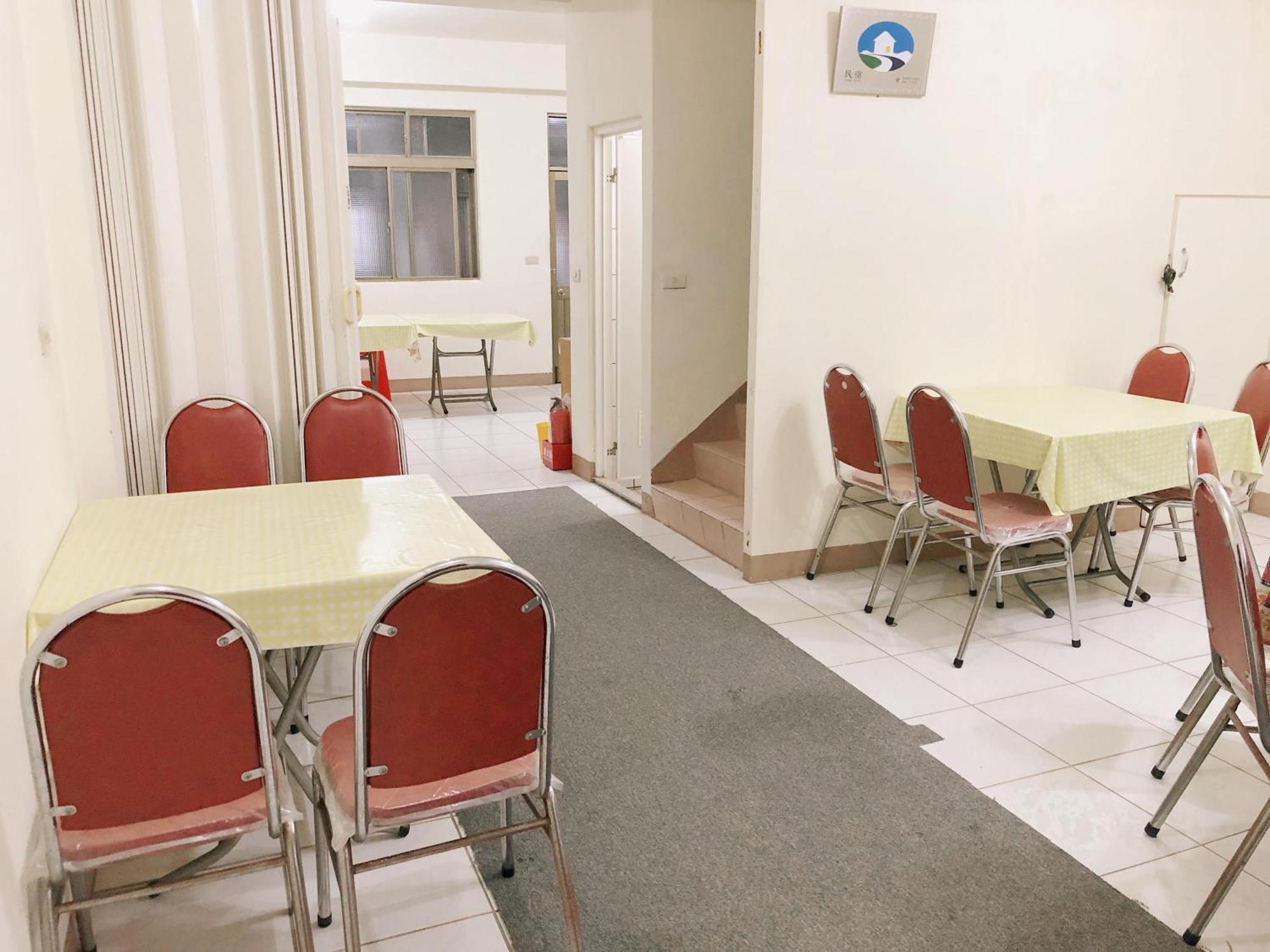 Xin Homestay Luodong Exteriör bild