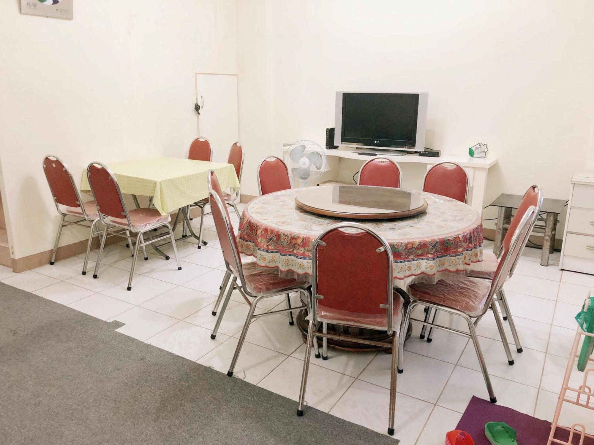 Xin Homestay Luodong Exteriör bild